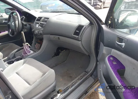 2003 Honda Accord 2.4 Lx из США, поврежденный, VIN 1HGCM55343A142904